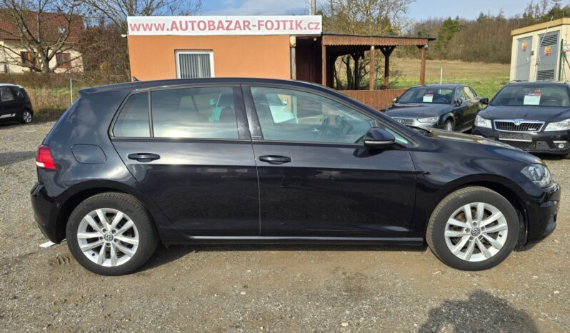 
								Volkswagen Golf – 1.0 TSI Comfortline full									