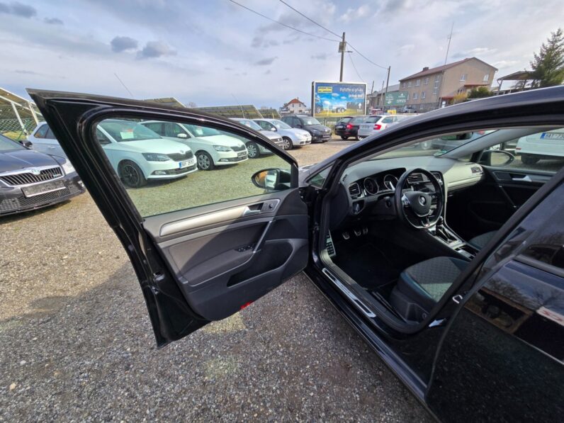 
								Volkswagen Golf – 1.0 TSI Comfortline full									