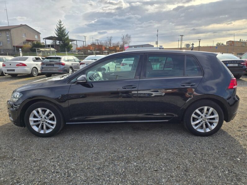 
								Volkswagen Golf – 1.0 TSI Comfortline full									