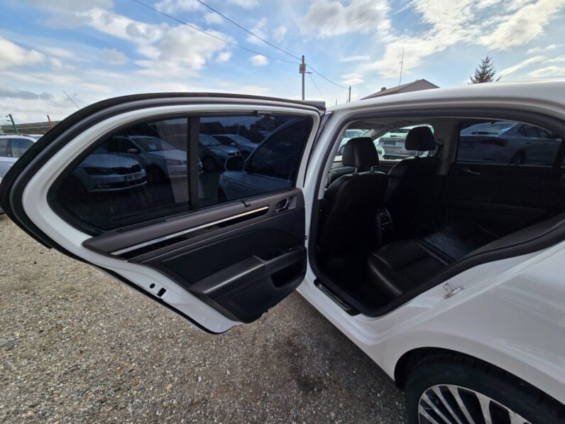 
								Škoda Superb – 2.0 TDI 125KW Laurin & Klement full									