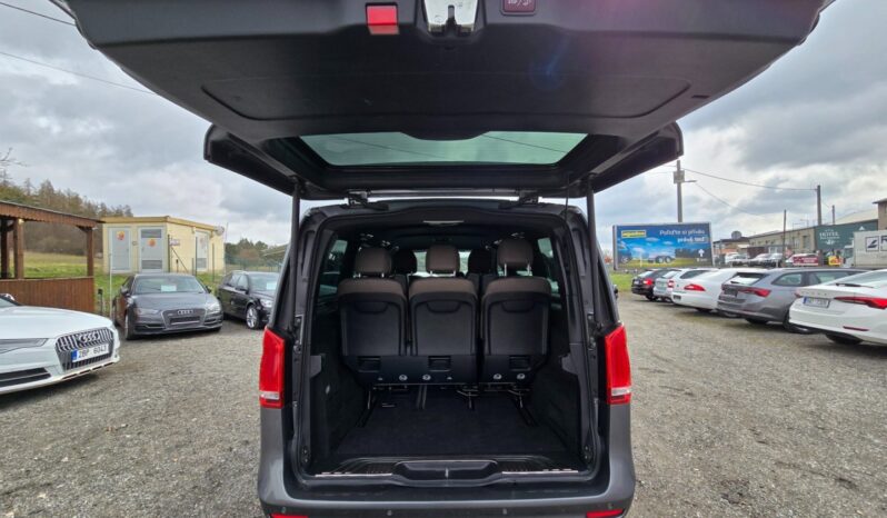 
								Mercedes-Benz Třídy V – 300d AMG 4Matic AVANTGARDE full									