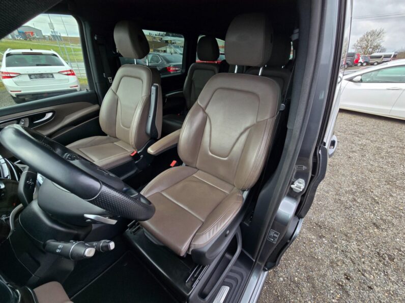 
								Mercedes-Benz Třídy V – 300d AMG 4Matic AVANTGARDE full									