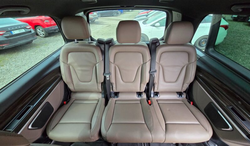 
								Mercedes-Benz Třídy V – 300d AMG 4Matic AVANTGARDE full									