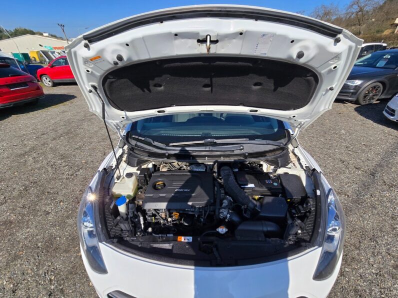 
								Hyundai i30 – 1.6 CRDi ,nové CZ ,serviska full									