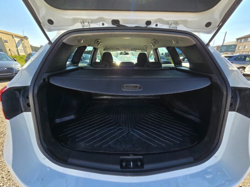 
								Hyundai i30 – 1.6 CRDi ,nové CZ ,serviska full									