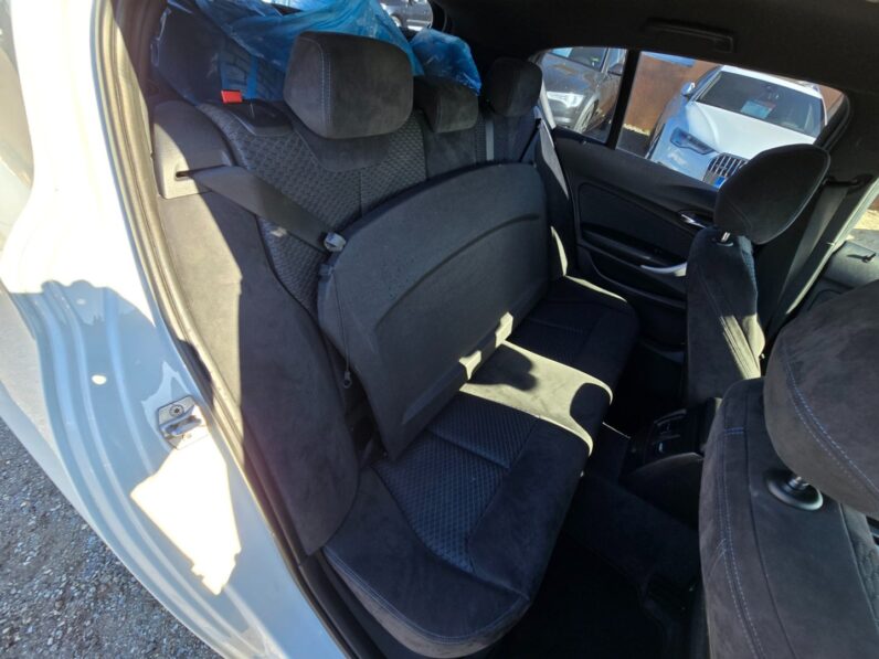 
								BMW Řada 1 – 118D 110KW Mpacket full									