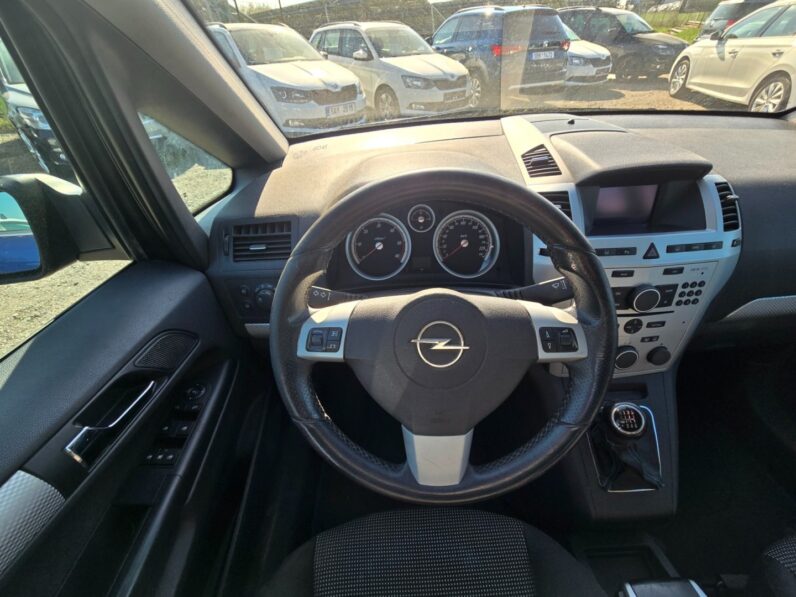 
								Opel Zafira – 1.9 CDTi 7.míst,nová STK full									