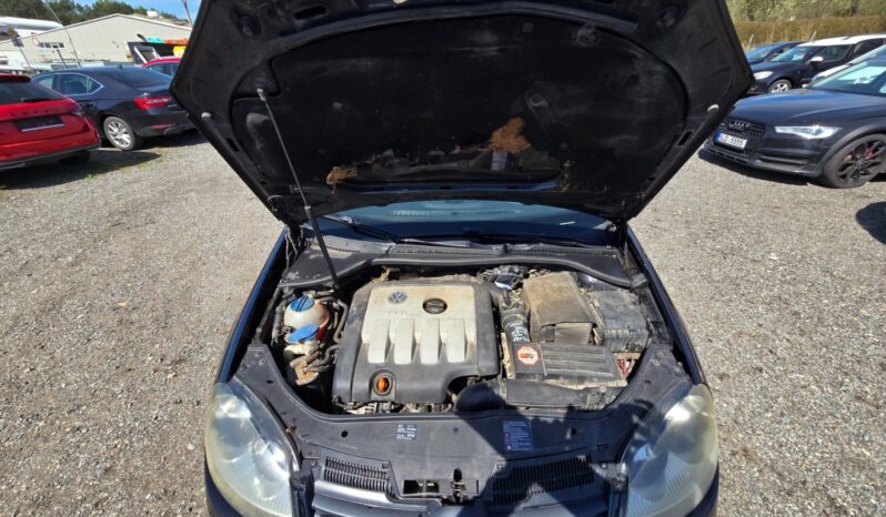 
								Volkswagen Golf – 2.0 TDi 100KW bez DPF GT Sport full									