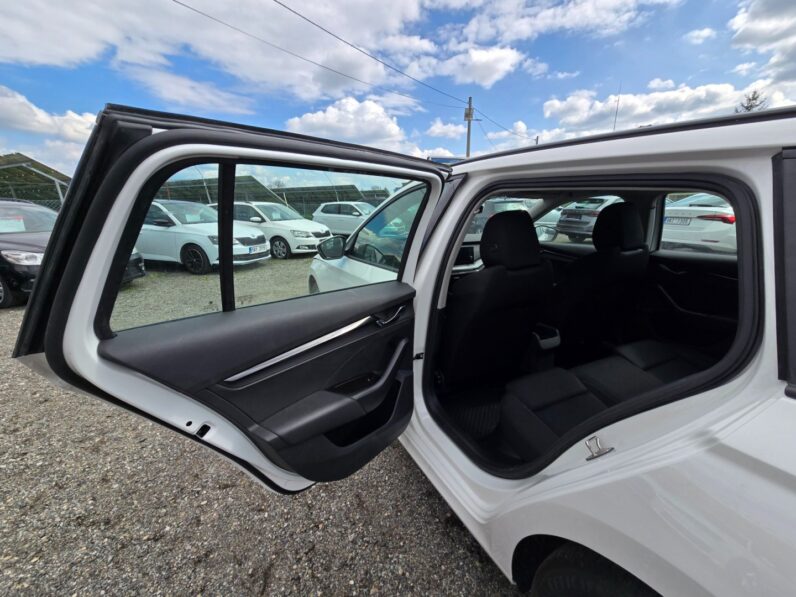 
								Škoda Octavia – 1.5 TGi 96KW Ambiente full									