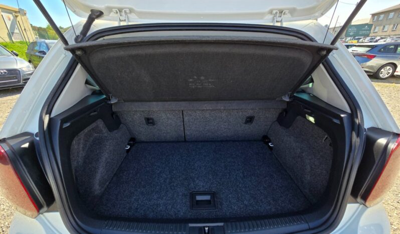 
								Volkswagen Polo – 1.6 TDi 66KW Highline DSG full									