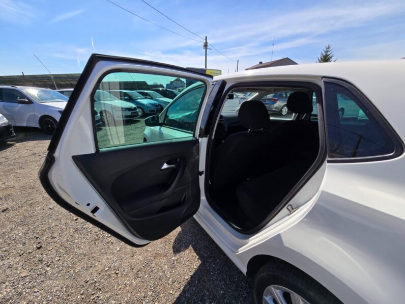 
								Volkswagen Polo – 1.6 TDi 66KW Highline DSG full									