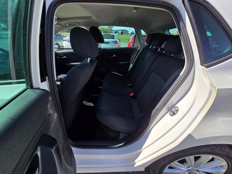 
								Volkswagen Polo – 1.6 TDi 66KW Highline DSG full									