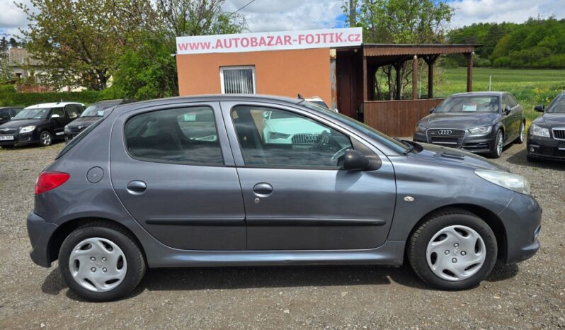 
								Peugeot 206 – 1.1 44kw,klima,2 sady kol full									