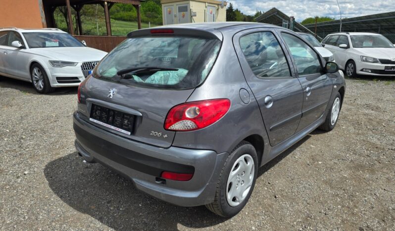 
								Peugeot 206 – 1.1 44kw,klima,2 sady kol full									