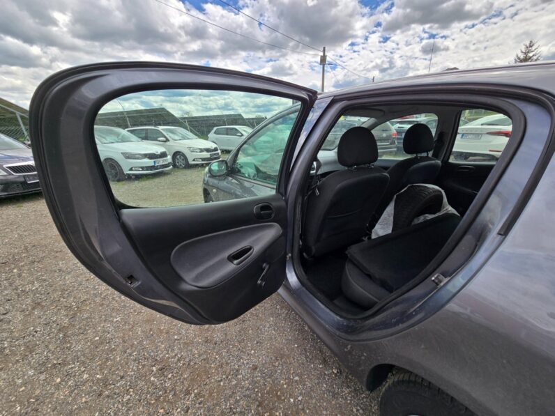 
								Peugeot 206 – 1.1 44kw,klima,2 sady kol full									