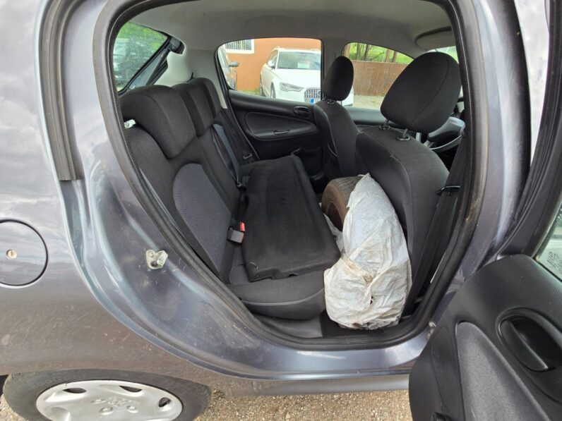 
								Peugeot 206 – 1.1 44kw,klima,2 sady kol full									