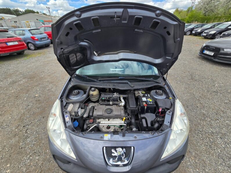 
								Peugeot 206 – 1.1 44kw,klima,2 sady kol full									