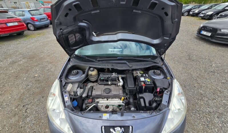 
								Peugeot 206 – 1.1 44kw,klima,2 sady kol full									