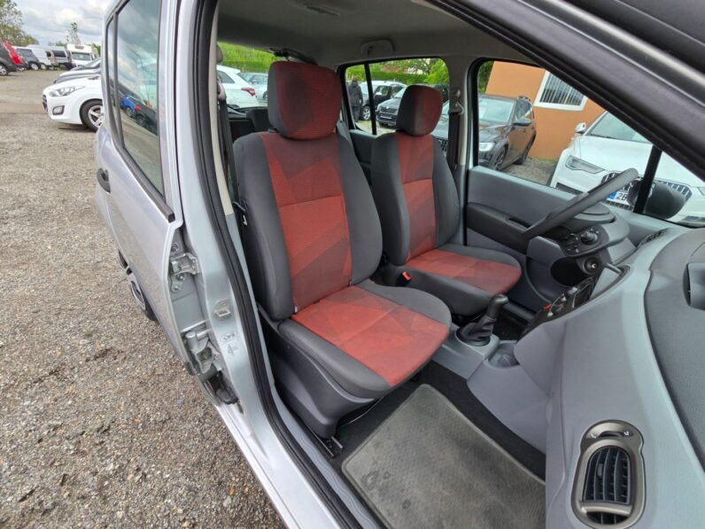 
								Renault Modus – 1.2 55KW klima full									