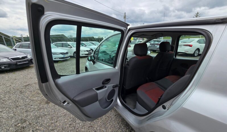 
								Renault Modus – 1.2 55KW klima full									