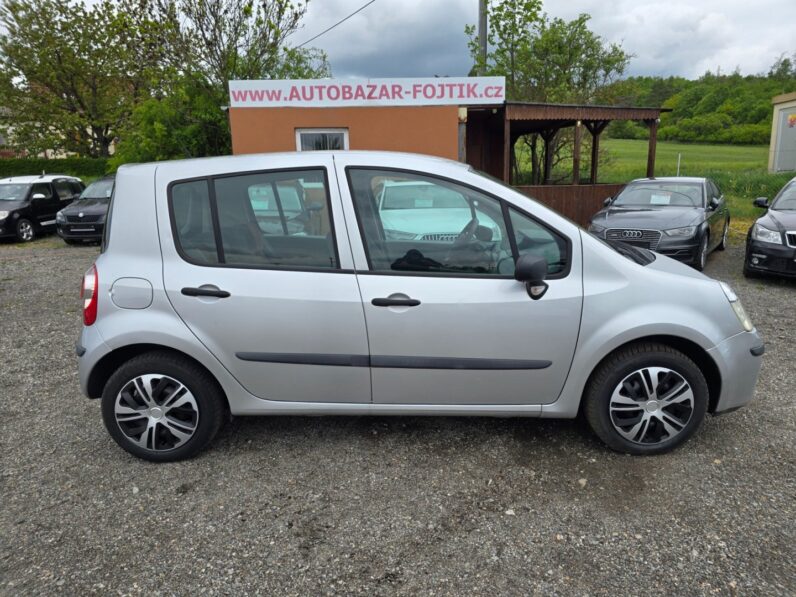 
								Renault Modus – 1.2 55KW klima full									