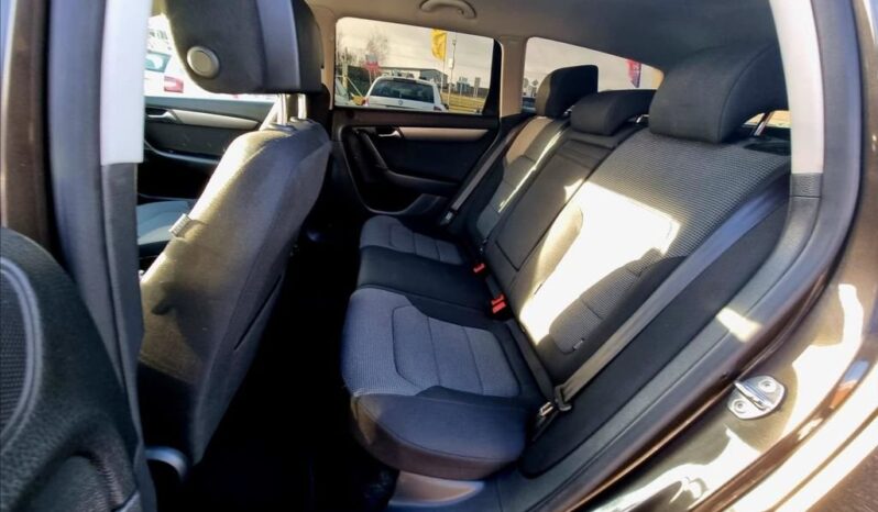 
								Volkswagen Passat 1,6 TDi 77KW DSG,Comfort 2012 full									
