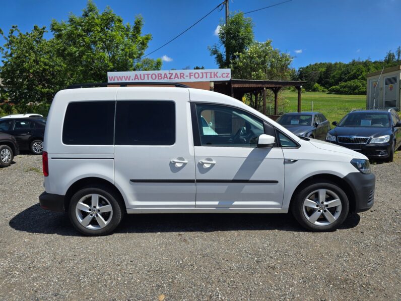 
								Volkswagen Caddy 2020 – 1.4 TSi 96KW Trend 5.dveř full									