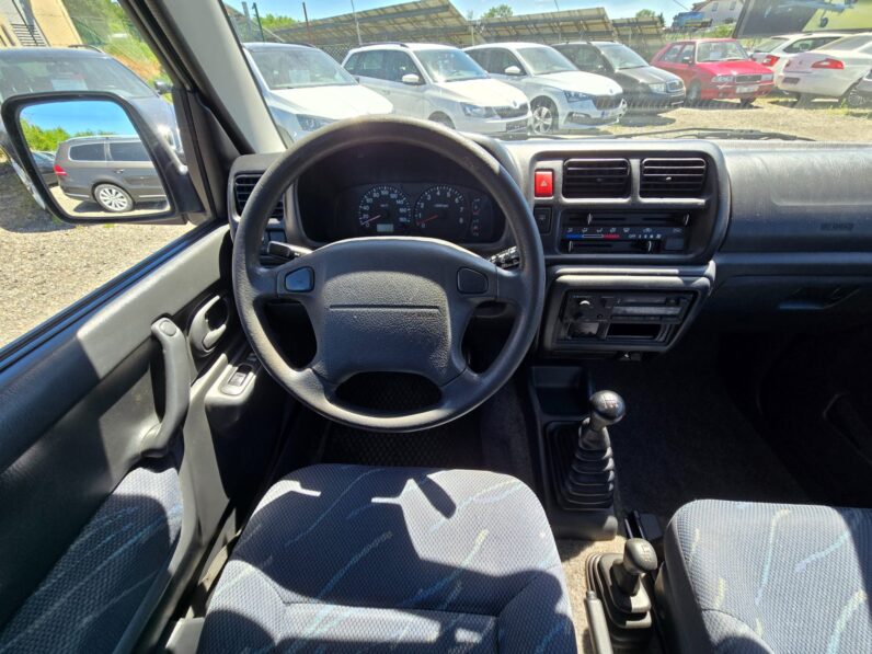 
								Suzuki Jimny 2008 – 1.3 60KW 4×4 tažné,nová STK full									