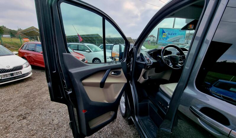 
								Ford Tourneo Custom 2017 – 2,0 TDCi 96kW L2 Titanium,8.míst full									