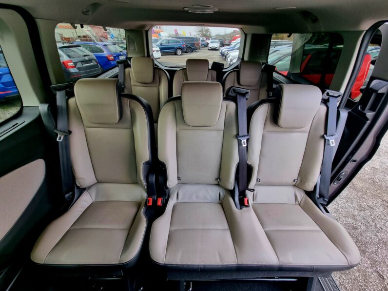 
								Ford Tourneo Custom 2017 – 2,0 TDCi 96kW L2 Titanium,8.míst full									