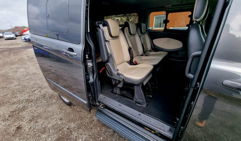
								Ford Tourneo Custom 2017 – 2,0 TDCi 96kW L2 Titanium,8.míst full									