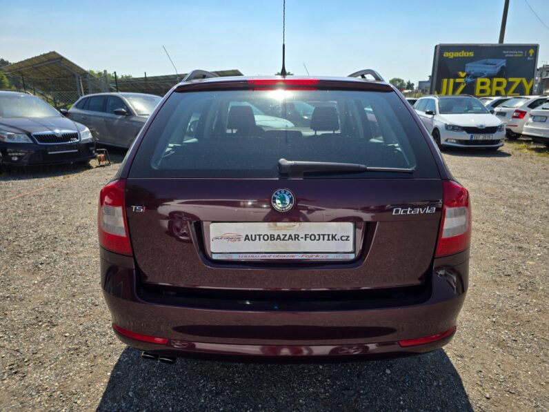 
								Škoda Octavia 2010 – 1.8 Tsi 118kW DSG po servisu full									