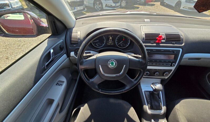 
								Škoda Octavia 2010 – 1.8 Tsi 118kW DSG po servisu full									