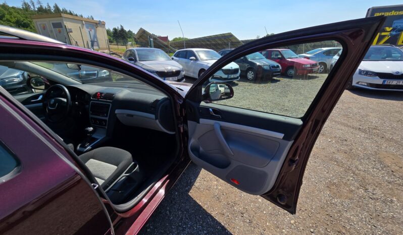 
								Škoda Octavia 2010 – 1.8 Tsi 118kW DSG po servisu full									