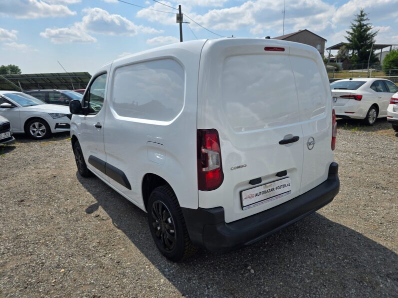 
								Opel Combo 2020 – 1.2 Turbo 81KW L1H1 full									