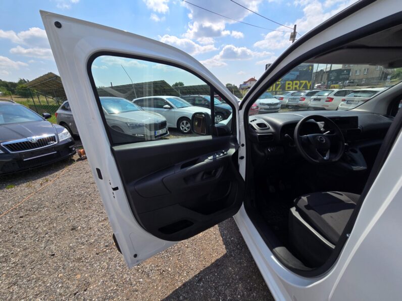 
								Opel Combo 2020 – 1.2 Turbo 81KW L1H1 full									