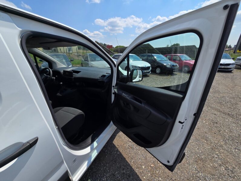 
								Opel Combo 2020 – 1.2 Turbo 81KW L1H1 full									