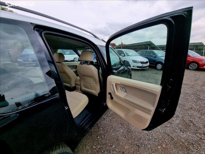 
								Škoda Roomster 1,2 12V HTP Comfort,2 sady kol 2007 full									