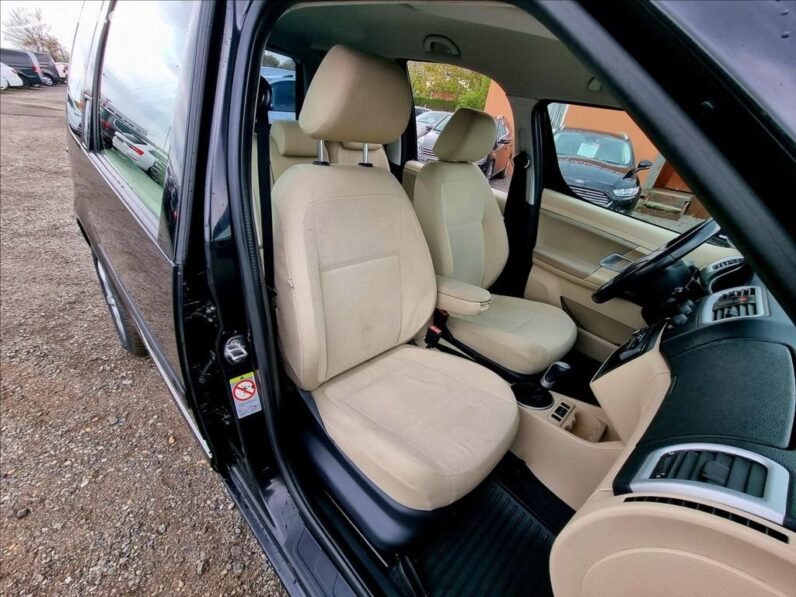 
								Škoda Roomster 1,2 12V HTP Comfort,2 sady kol 2007 full									