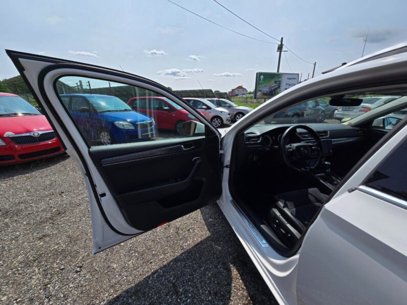 
								Škoda Superb 2020 – 2.0 TDI 147KW 4×4 DSG Style full									