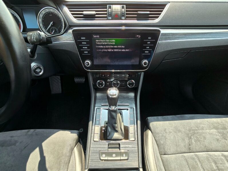 
								Škoda Superb 2020 – 2.0 TDI 147KW 4×4 DSG Style full									