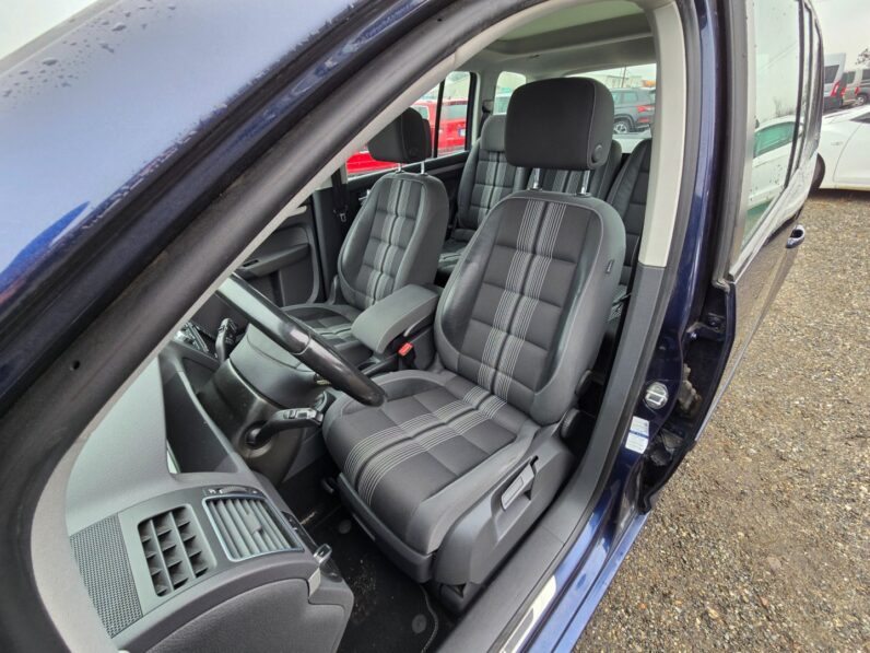 
								Volkswagen Touran 1.2 TSI 77KW Comfort,panorama 2013 full									