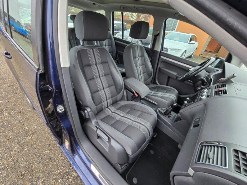 
								Volkswagen Touran 1.2 TSI 77KW Comfort,panorama 2013 full									
