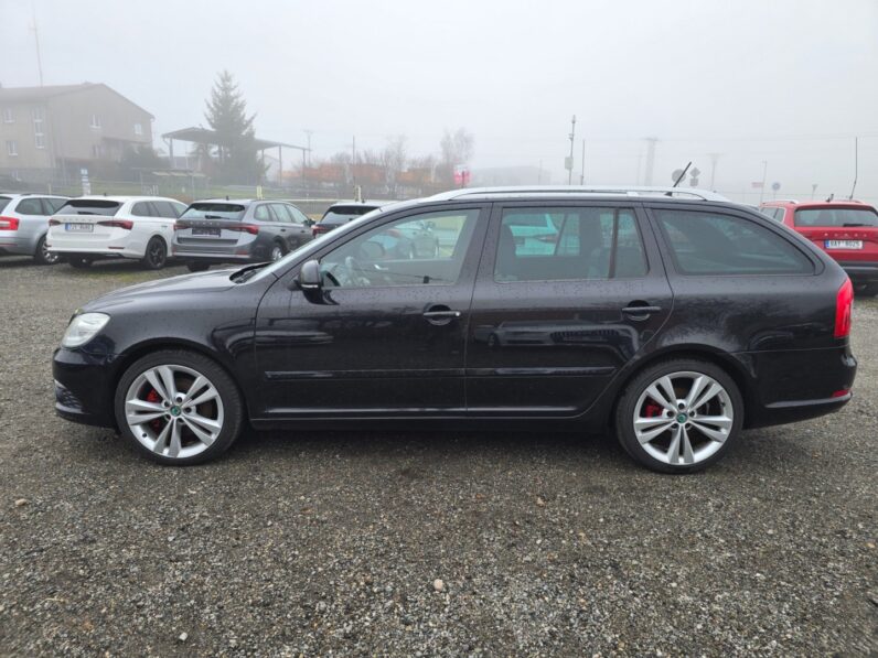 
								Škoda Octavia 2.0 TDi 125KW RS 2012 full									