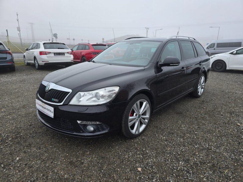 
								Škoda Octavia 2.0 TDi 125KW RS 2012 full									