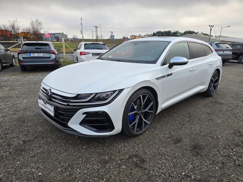
								Volkswagen Arteon 2022 – 2.0 TSi 235KW R-Line 4 motion full									