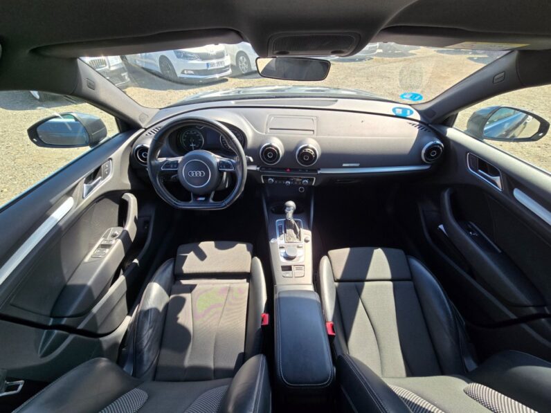
								Audi A3 1.4 TFSi Sportback E-Tron 2015 full									