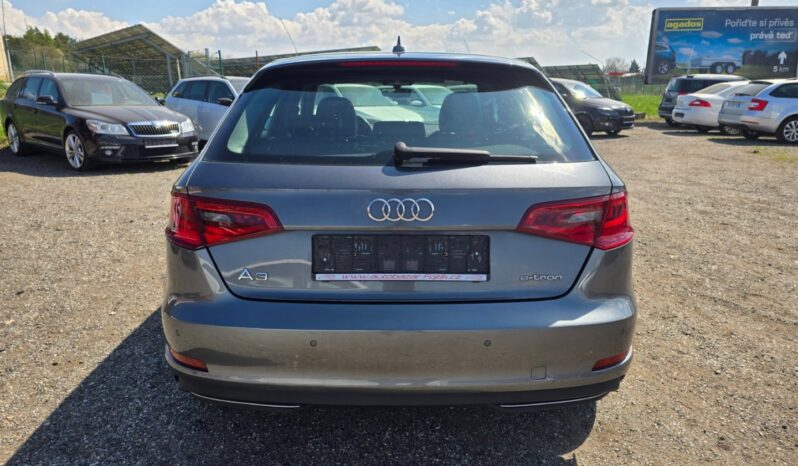 
								Audi A3 1.4 TFSi Sportback E-Tron 2015 full									