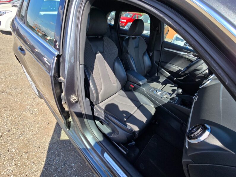 
								Audi A3 1.4 TFSi Sportback E-Tron 2015 full									