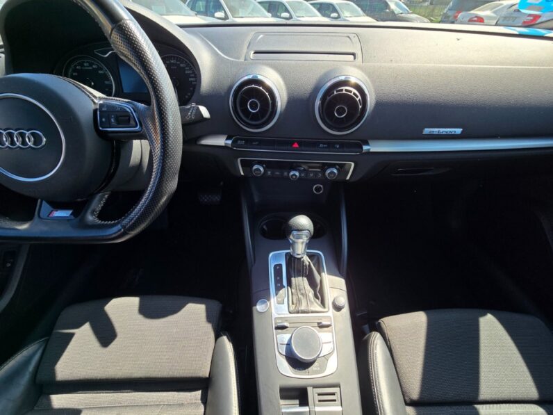 
								Audi A3 1.4 TFSi Sportback E-Tron 2015 full									